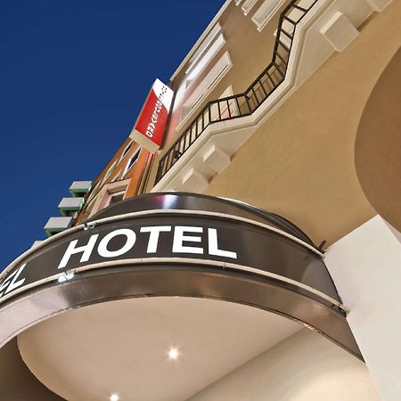 Novum Hotel Boulevard Stuttgart City Exteriör bild