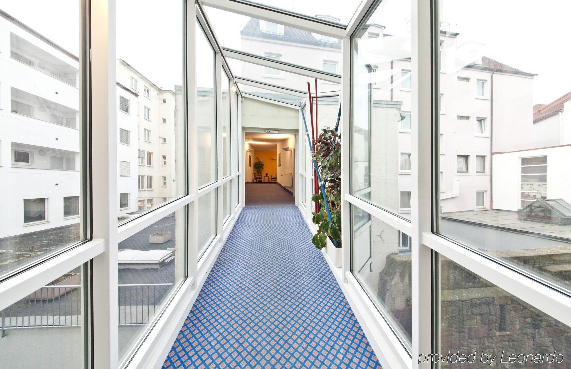 Novum Hotel Boulevard Stuttgart City Exteriör bild